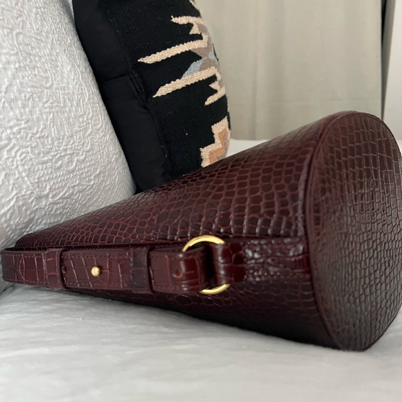 NWOT Sézane Gary Bag in Chocolate Crocodile Print - Picture 7 of 11